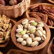 آجیل شب یلدا گروگان بازی ارزی؛ از عدم بازگشت ارز صادراتی تا فشار برای راه‌اندازی تالار سوم