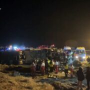 افزایش جان‌باختگان واژگونی اتوبوس در محور نطنز ــ اصفهان