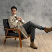 با نیم ‌بوت مردانه چی بپوشیم؟ راهنمای استایل با نیم‌ بوت مردانه