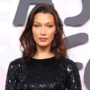 «بلا حدید» بهترین مانکن زن سال ۲۰۲۲ شد