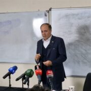 توجیهات پای تخته وزیر جهادکشاورزی درباره افزایش قیمت کالاهای اساسی