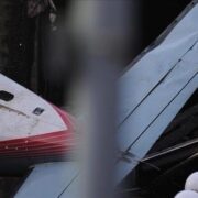 سقوط یک هواپیمای ربوده شده در فرودگاه لس آنجلس