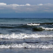 هشدار هواشناسی دریایی و اعلام وضعیت سطح نارنجی در سواحل جنوبی کشور