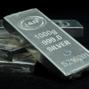 2.9 تن شمش نقره در بورس کالا معامله شد