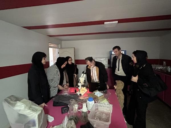 آموزش عملی تولید عوامل بیولوژیک برای بانوان فعال و زنان روستایی