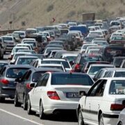 انسداد ۵ محور در کشور| ترافیک آزادراه‌های قزوین -کرج و ساوه سنگین شد