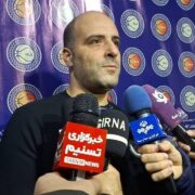 عذرخواهی «مخدومی» از هواداران؛ بازی اشتباه می‌کنیم