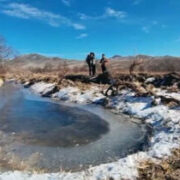 یخ‌آب زمستانه راهکار مقابله با آفت‌ها + فیلم