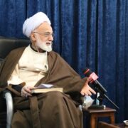 آیت الله دری نجف‌آبادی: آینده کشور با تربیت درست فرزندان تضمین می‌شود