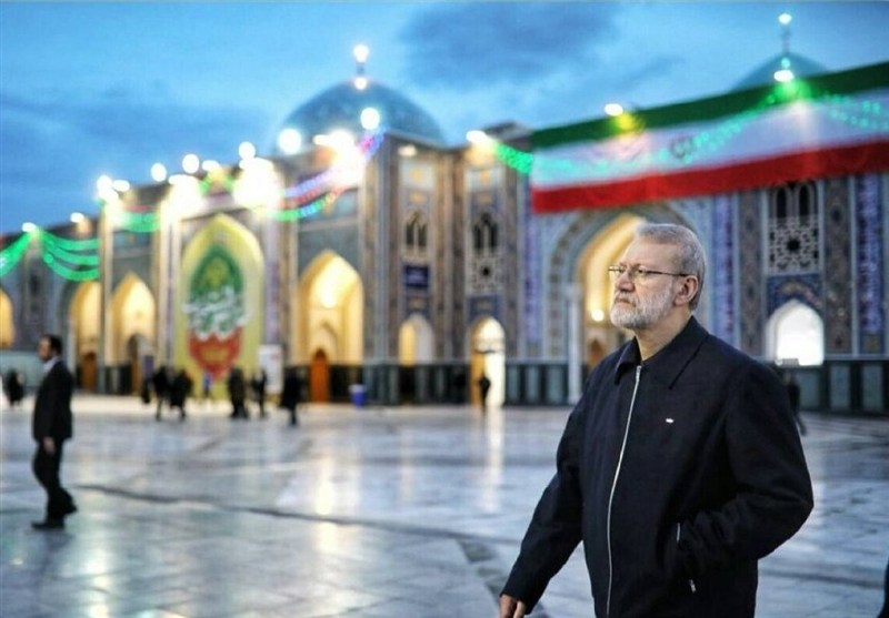 تشرف لاریجانی به حرم مطهر رضوی+ تصاویر