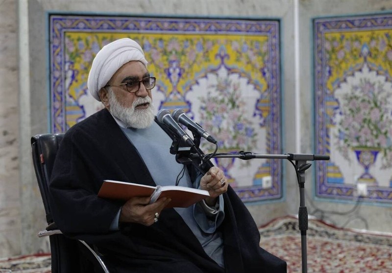 حضور در راهپیمایی 22 بهمن قوی‌ترین عامل بازدارندگی در برابر دشمنان است