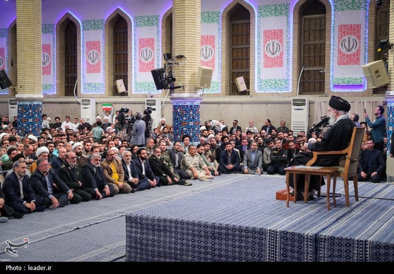 روایت تسنیم از دیدار مردم آذربایجان با رهبر انقلاب؛ سمفونی اشک و لبخند