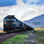 پیشرفت ۴۰ درصدی راهآهن کرمانشاه- خسروی| بهرهبرداری از راهآهن اسلام آبادغرب تا سال ۱۴۰۶