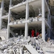 14 شهید و 50 مجروح در تجاوز آمریکایی ـ صهیونیستی به دادگستری لارستان