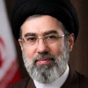 اعلام بیعت 6500نفر از علمای بلاد واساتید حوزه‌های علمیه با رهبر انقلاب