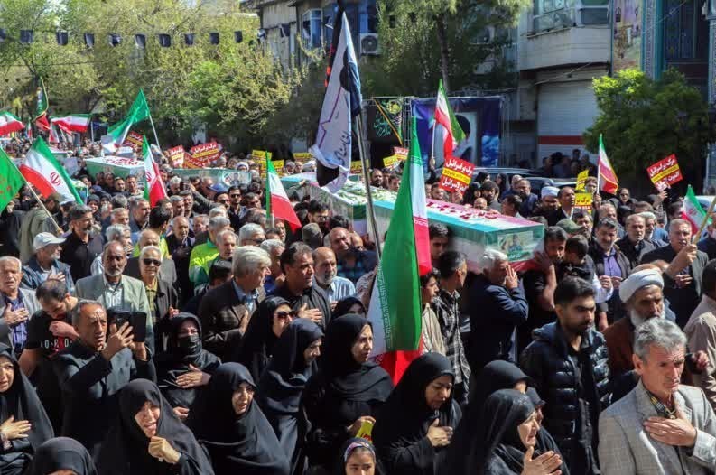 بدرقه اشک و حماسه؛ شیراز میزبان تشییع شهدای حمله دشمن + تصاویر اخبار شیراز , اخبار استان فارس ,