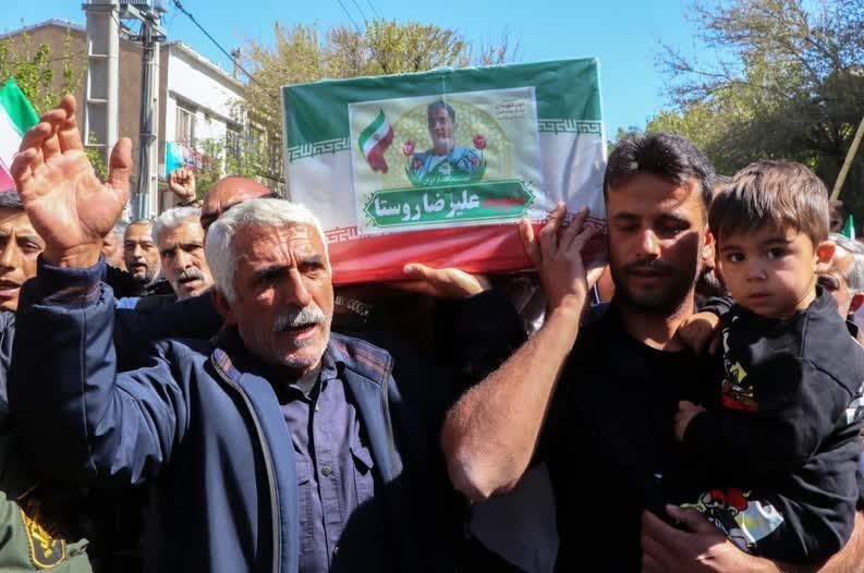 بدرقه اشک و حماسه؛ شیراز میزبان تشییع شهدای حمله دشمن + تصاویر اخبار شیراز , اخبار استان فارس ,