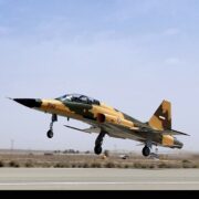 تصاویر آماده‌سازی جنگنده‌های ارتش برای بمباران پایگاه‌های ‌آمریکا