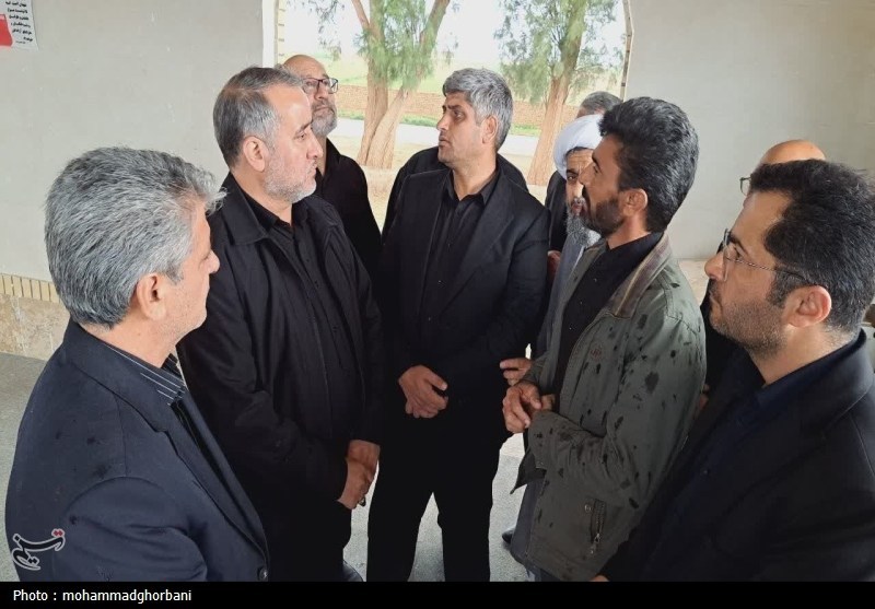 دیدار استاندار خراسان جنوبی با مادر شهیدان ثقفیفر+عکس اخبار استان خراسان جنوبی , استاندار خراسان جنوبی ,