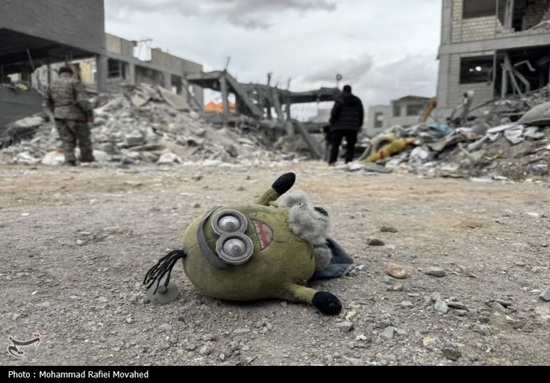 سند جنایت آمریکا در قم؛کودکانی که با موشک در خانه خود آسمانی شدند+عکس کودکان , شهید , اخبار قم , جنگ ,