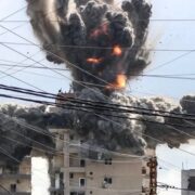 ادامه حملات صهیونیستها به لبنان همزمان با آغاز مذاکرات در کاخ سفید