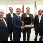 افزایش پذیرش روزانه کامیون‌های ترانزیتی بین ایران و ترکیه