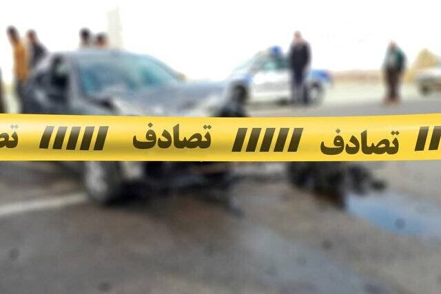 انحراف و آتش‌سوزی پژو پارس در بویین‌میاندشت ۳ مصدوم داشت 