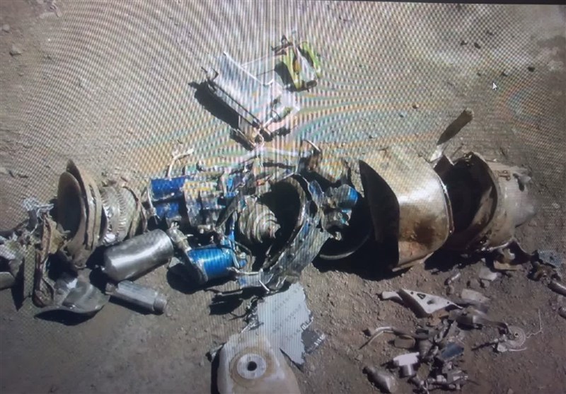 انهدام موشک کروز AGM/158_B آمریکایی در برزک کاشان+تصاویر جنگ آمریکا و رژیم صهیونیستی علیه ایران ,