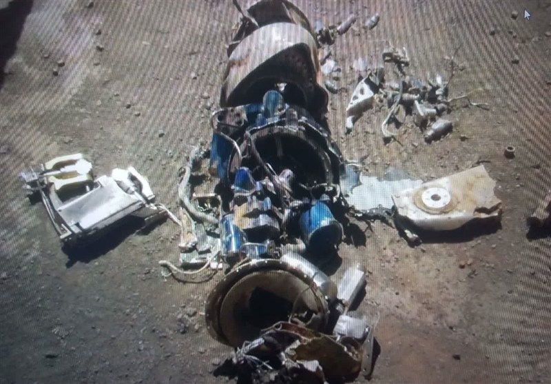 انهدام موشک کروز AGM/158_B آمریکایی در برزک کاشان+تصاویر جنگ آمریکا و رژیم صهیونیستی علیه ایران ,