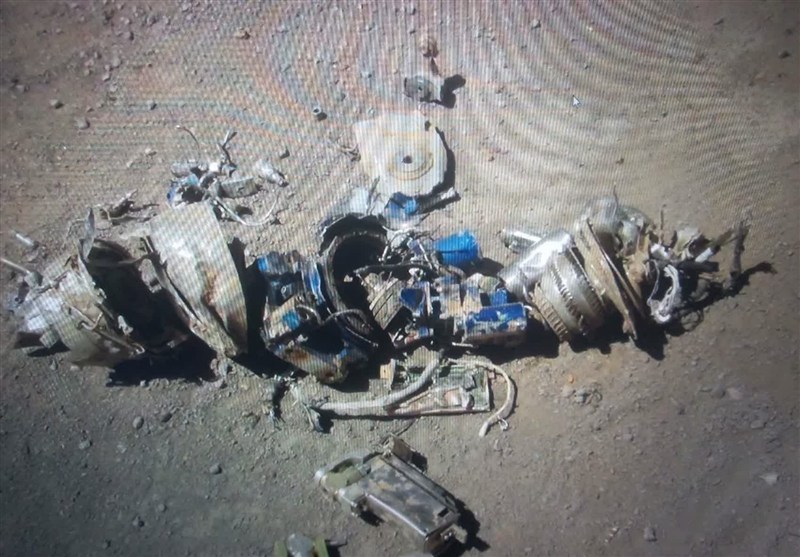 انهدام موشک کروز AGM/158_B آمریکایی در برزک کاشان+تصاویر جنگ آمریکا و رژیم صهیونیستی علیه ایران ,