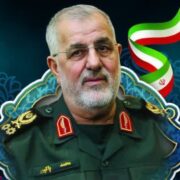 بزرگداشت فرمانده شهید سپاه‌/ دهسد خنداب مملو از جمعیت شد