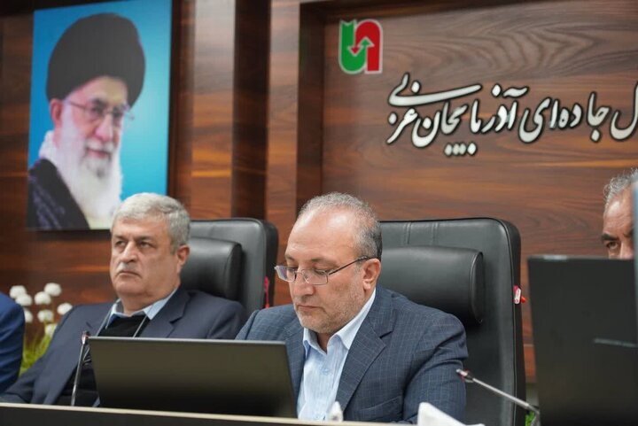 جابجایی ۵۶ هزار تن کالای اساسی از بندر امام (ره) به آذربایجان غربی