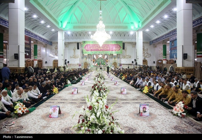 خطبه‌خوانی و آغاز دهه کرامت از حرم حضرت معصومه(س)+ عکس