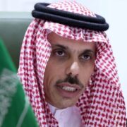 رایزنی تلفنی وزیران خارجه عمان و عربستان