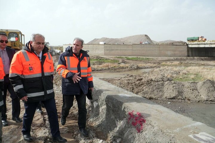 سرمست: امیدواریم تا روز سه‌شنبه تردد از پل هشترود برقرار شود