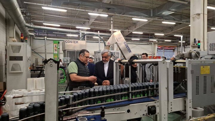 فرماندار رشت: حمایت از واحدهای تولیدی در شرایط جنگی وظیفه دولت است