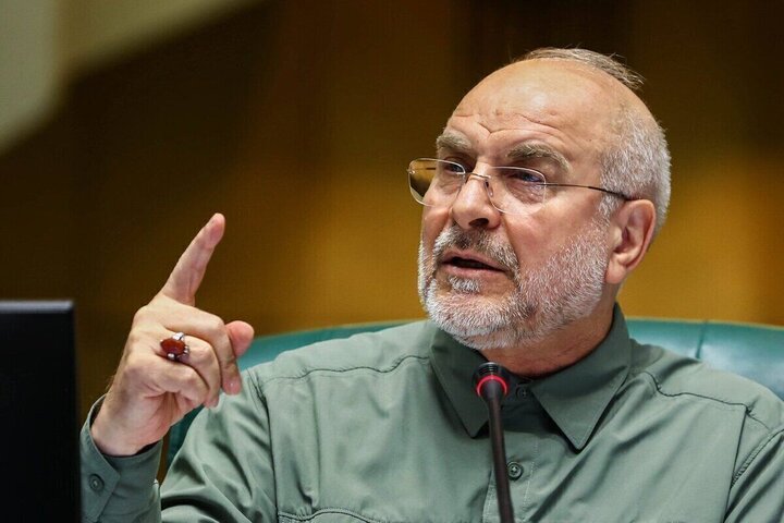 مدال افتخار مجاهدت در سه جنگ تحمیلی بر سینه بزرگ‌مردان سپاه می‌درخشد