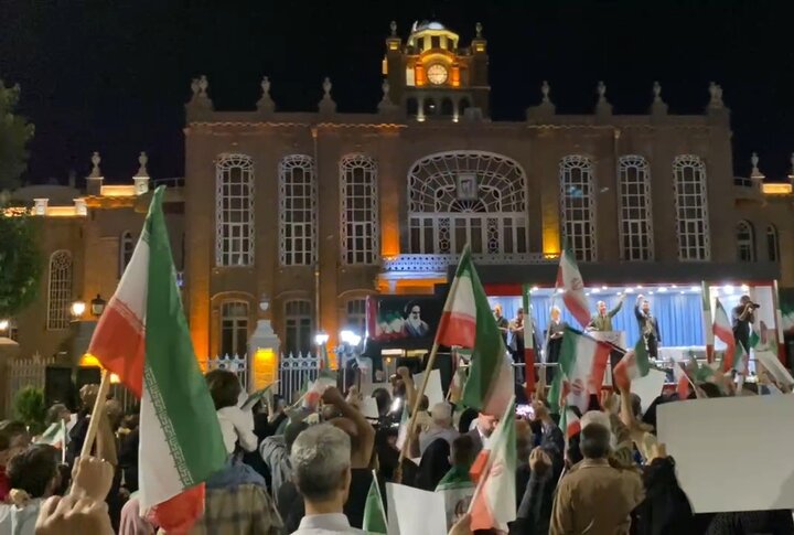 مردم تبریز همچنان میدان دار شب های اقتدار