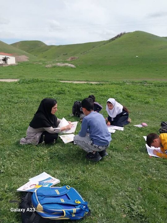 معلمانی که آینده ایران را می‌سازند