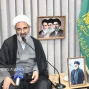 نماینده ولی فقیه در سمنان: لباس خادمیاری رضوی مسئولیت‌آفرین است