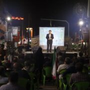 پروانه:کارگران سربازان خط مقدم جبهه اقتصادی هستند