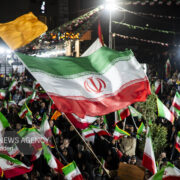 پیام دهه نودی های تهران به ترامپ قمارباز