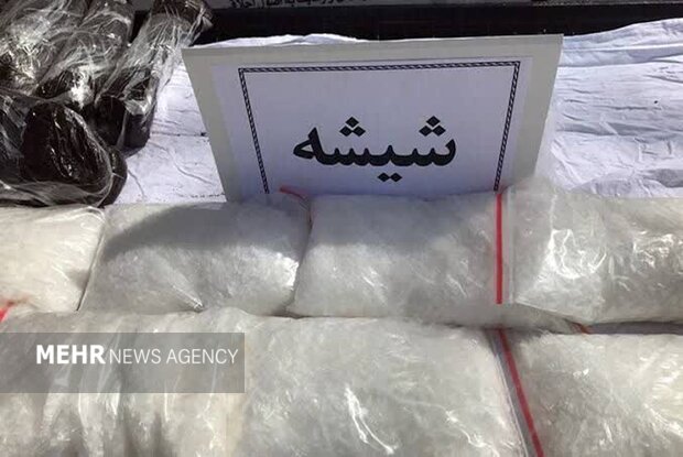 کشف ۲۵۸ کیلوگرم شیشه و مرفین در باغستان شهریار