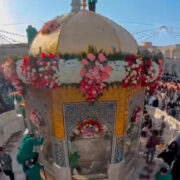 گل آرایی سقاخانه و پنجره فولاد حرم مطهر امام رضا(ع)