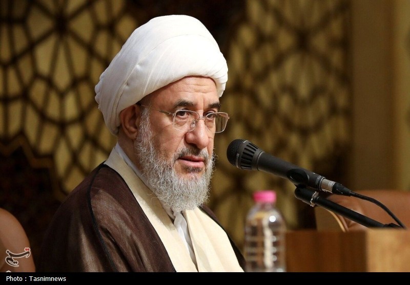 آیت‌الله اراکی خطاب به مسلمانان: حمله به منافع آمریکا یک واجب شرعی است