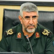 ایستادگی 47 ساله؛ مشکلات اقتصادی سد راه پیمان ملت با ولایت نیست