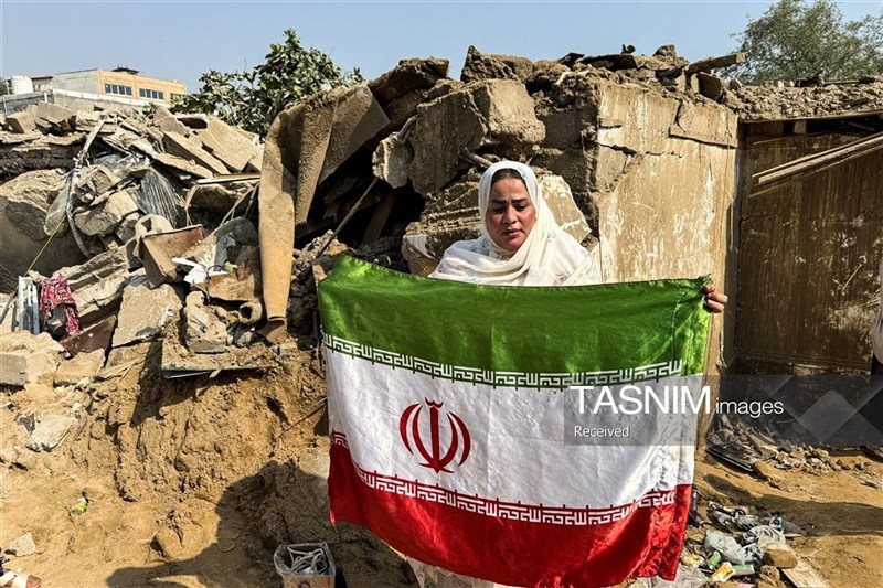 این پرچم در آن اتاق چه می‌کرد؟