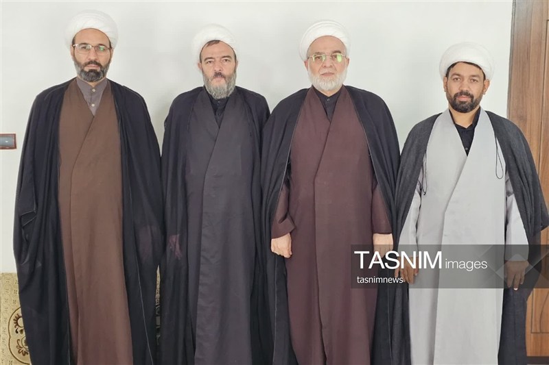 دیدار صمیمانه نماینده ولیفقیه در کردستان با روحانیون بیجار+تصویر اخبار بیجار , اخبار استان کردستان ,