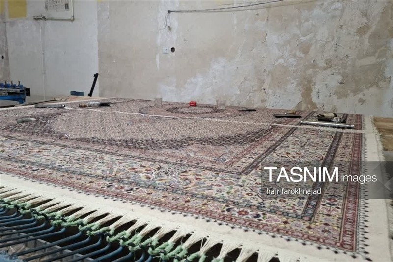 رفوگری فرش بیرجند در پیچوخم رکود؛ هنری که نفسهای آخر میکشد+ تصویر اخبار استان خراسان جنوبی , خبرگزاری تسنیم , فرش ایرانی ,