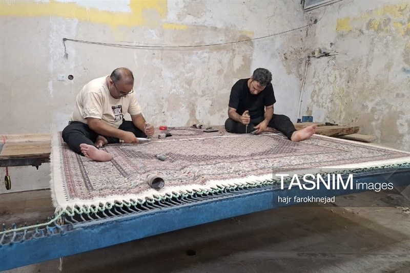 رفوگری فرش بیرجند در پیچوخم رکود؛ هنری که نفسهای آخر میکشد+ تصویر اخبار استان خراسان جنوبی , خبرگزاری تسنیم , فرش ایرانی ,